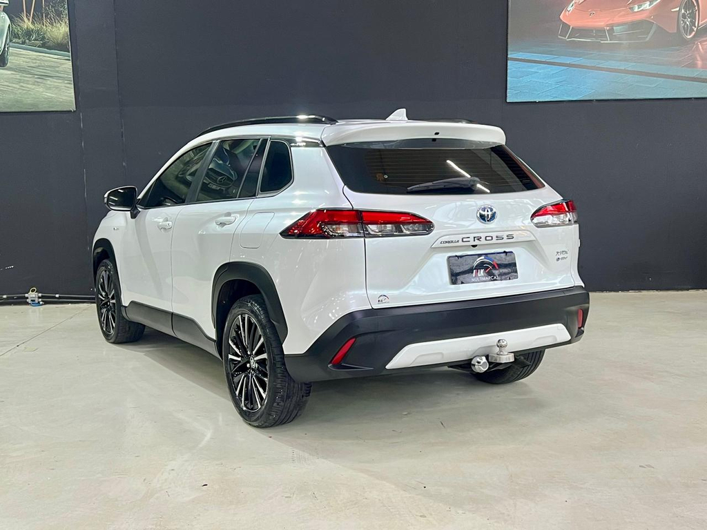 Toyota Corolla Cross Branco