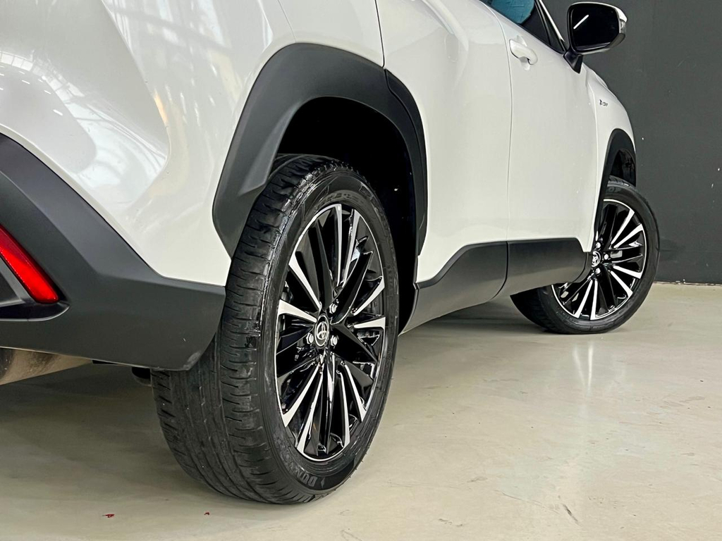 Toyota Corolla Cross Branco