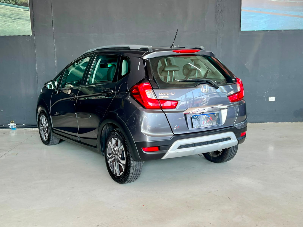 Honda WR-V Cinza
