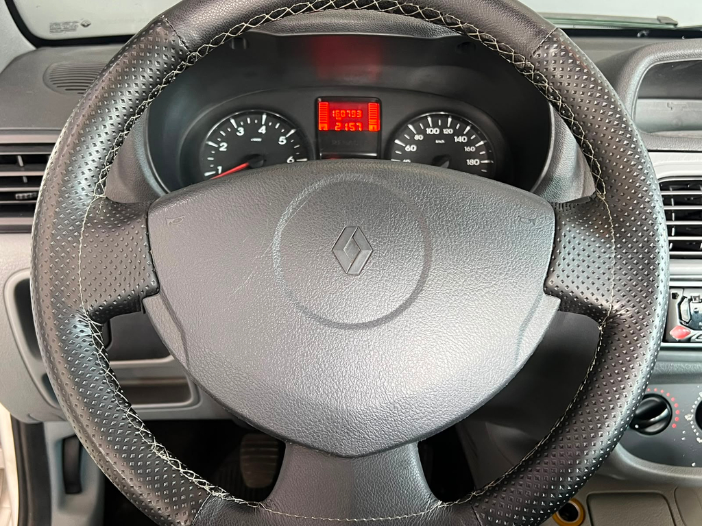 Renault Clio Prata
