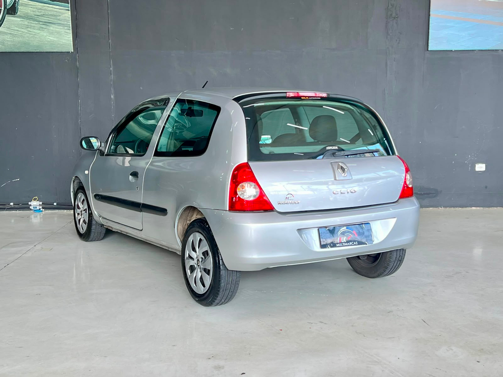 Renault Clio Prata