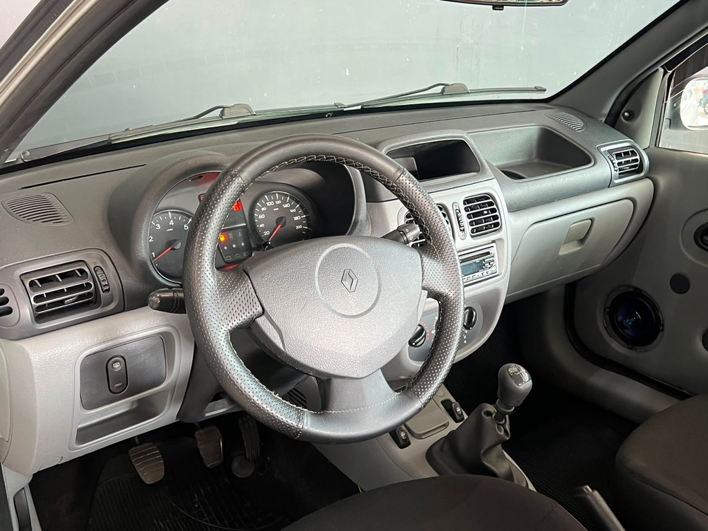 Renault Clio Prata