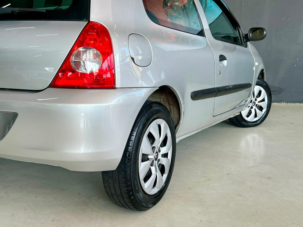 Renault Clio Prata