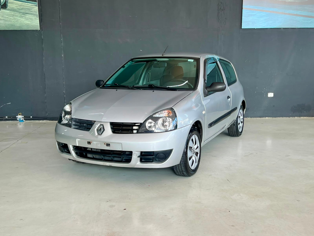 Renault Clio Prata