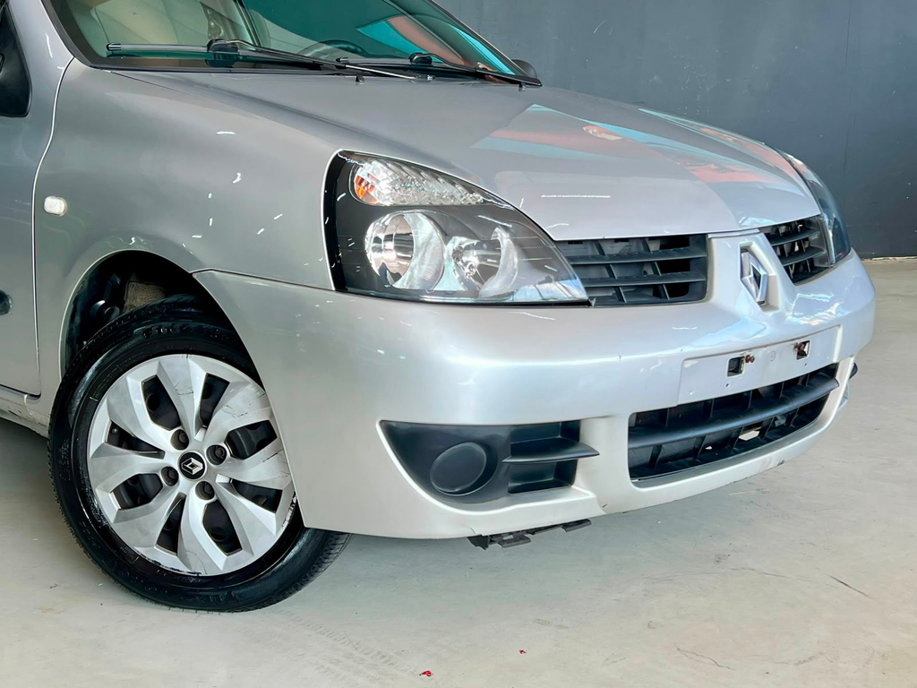 Renault Clio Prata