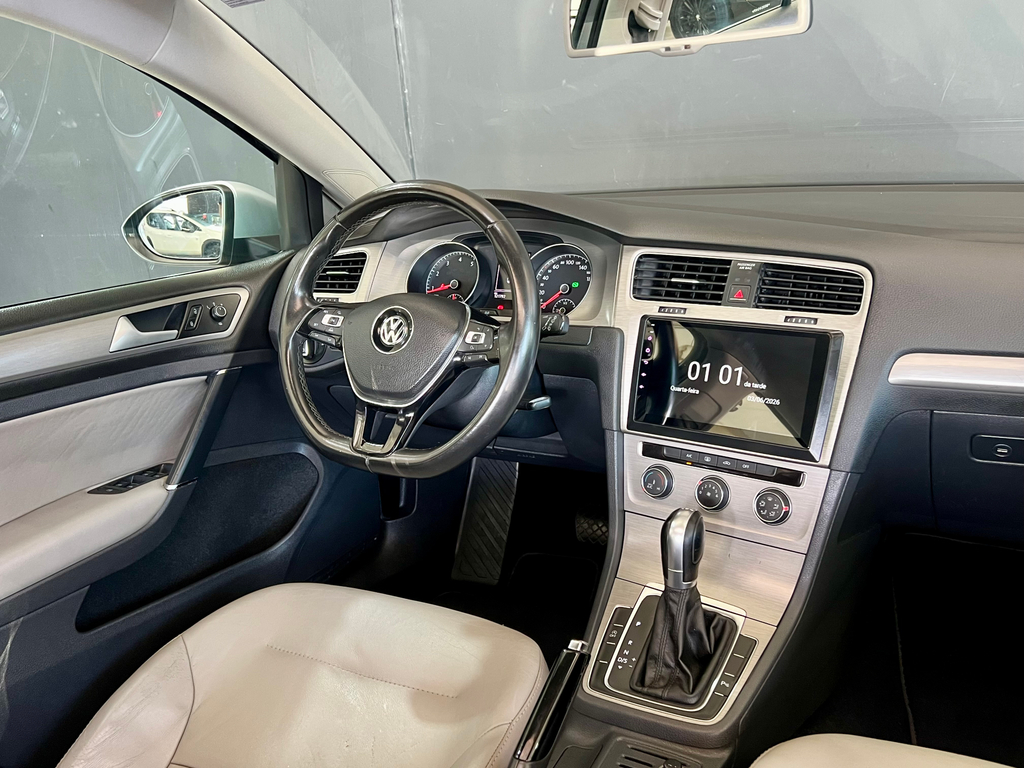 Volkswagen Golf Prata
