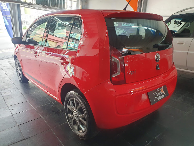 Volkswagen Up! Vermelho