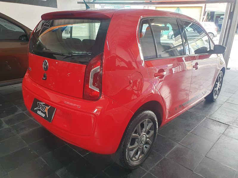 Volkswagen Up! Vermelho