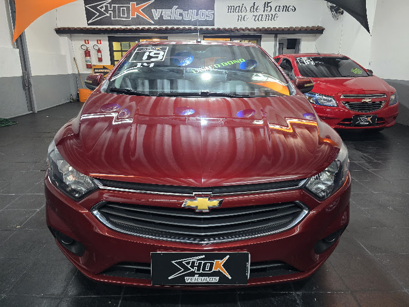 Chevrolet Prisma Vermelho