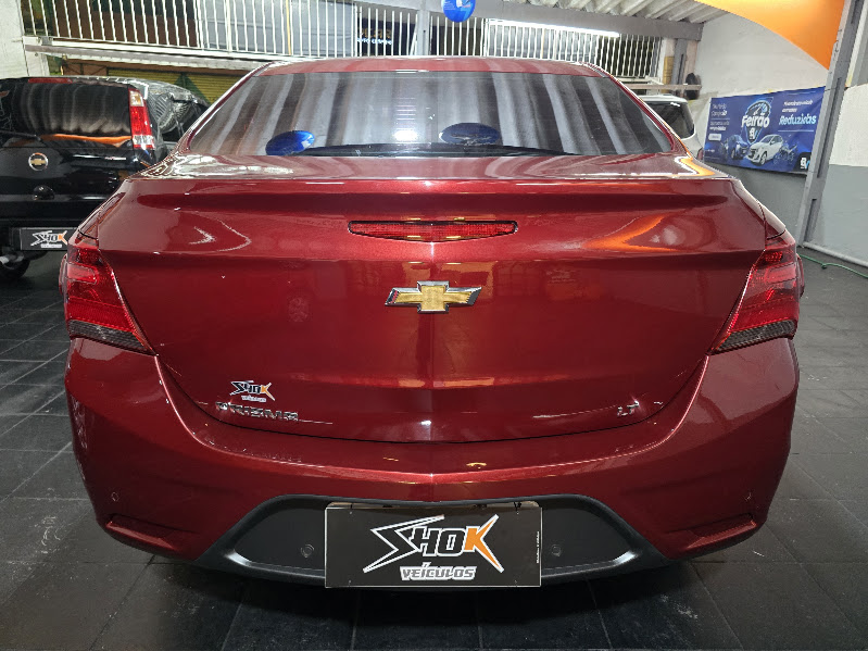 Chevrolet Prisma Vermelho