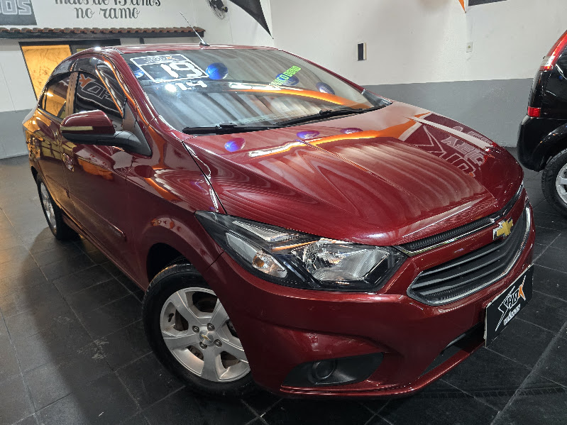 Chevrolet Prisma Vermelho