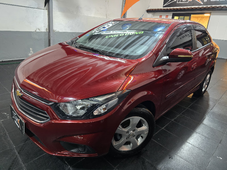 Chevrolet Prisma Vermelho