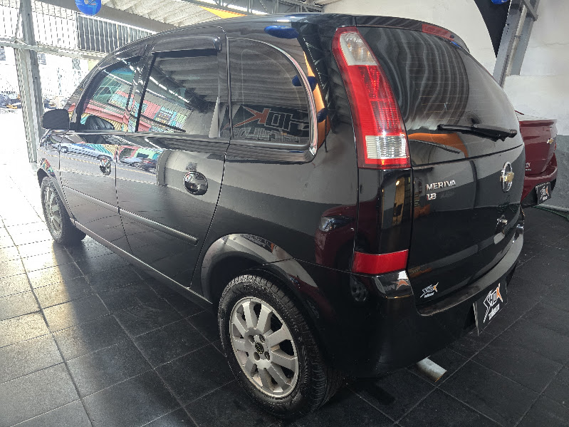 Chevrolet Meriva Preto