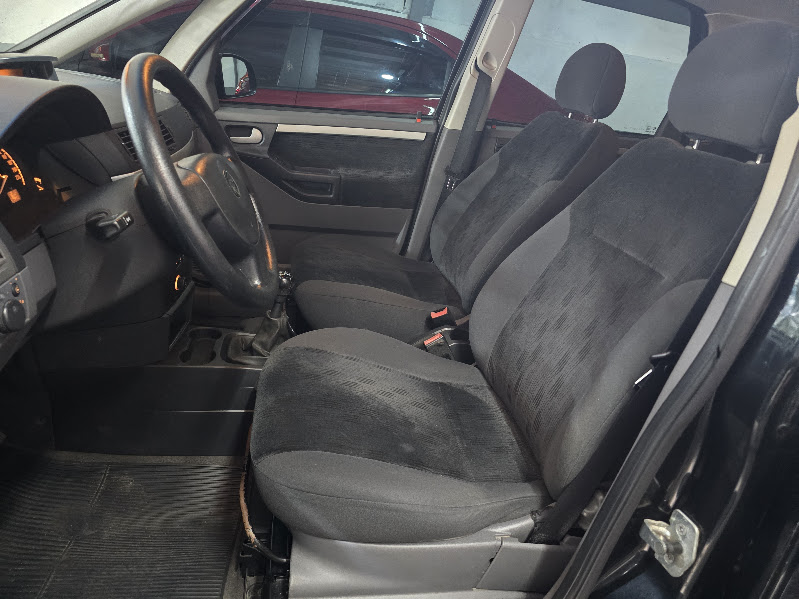 Chevrolet Meriva Preto