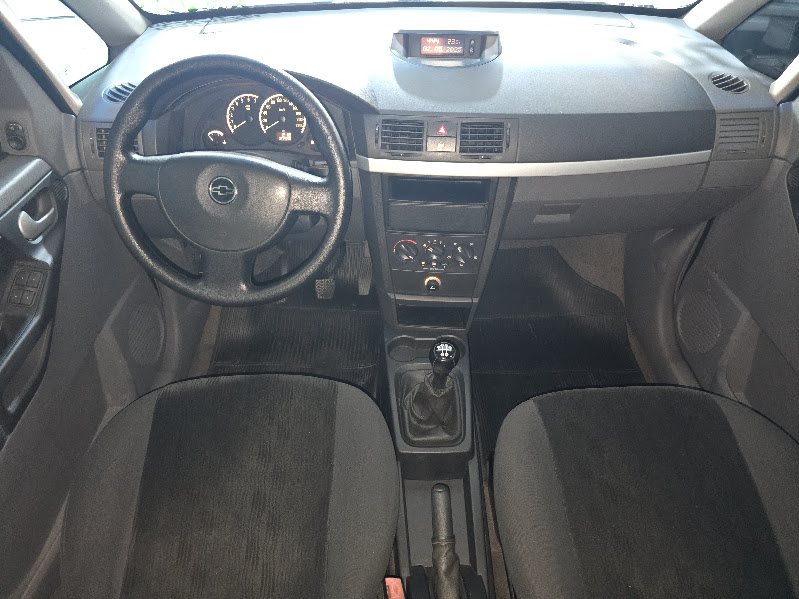 Chevrolet Meriva Preto