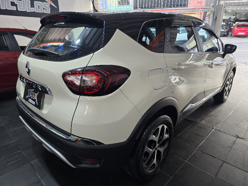 Renault Captur Bege