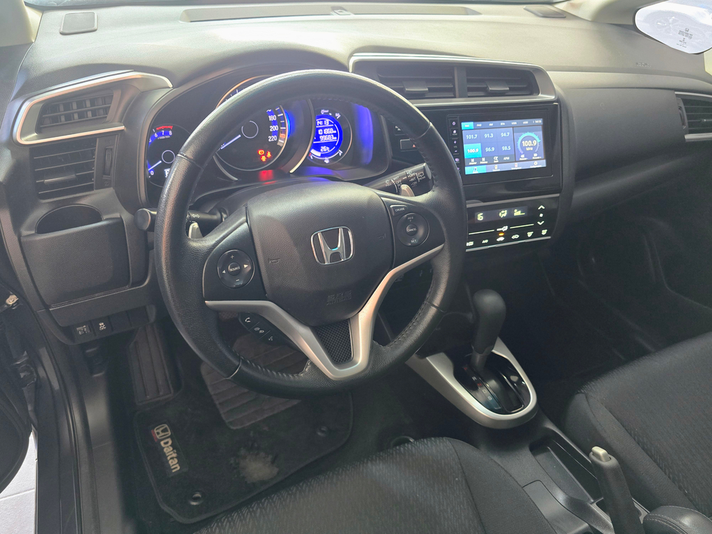 Honda Fit Cinza
