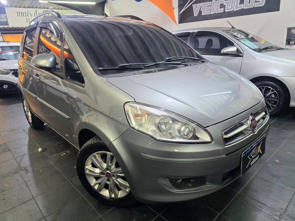 Fiat Idea Cinza