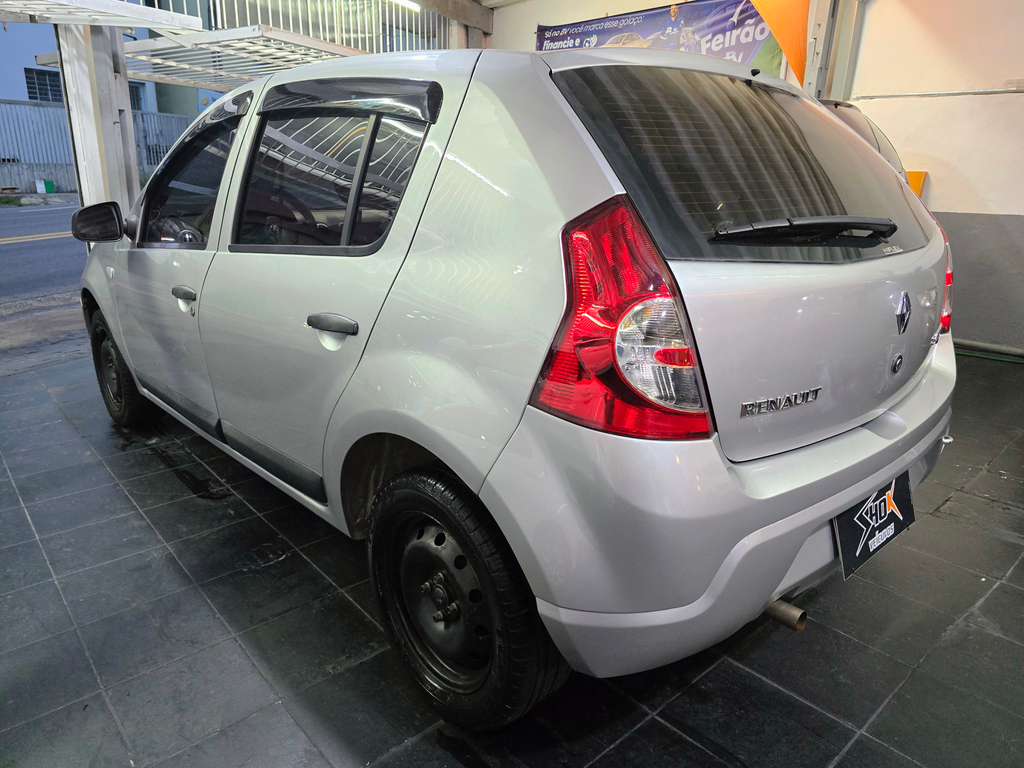Renault Sandero Prata