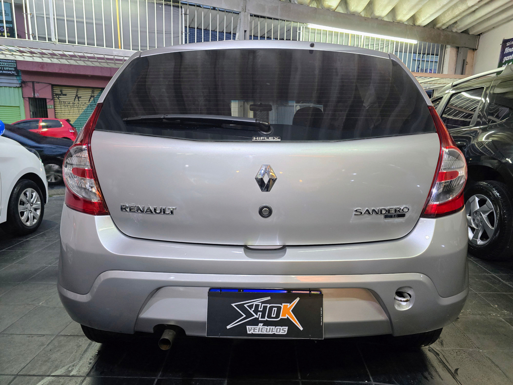 Renault Sandero Prata