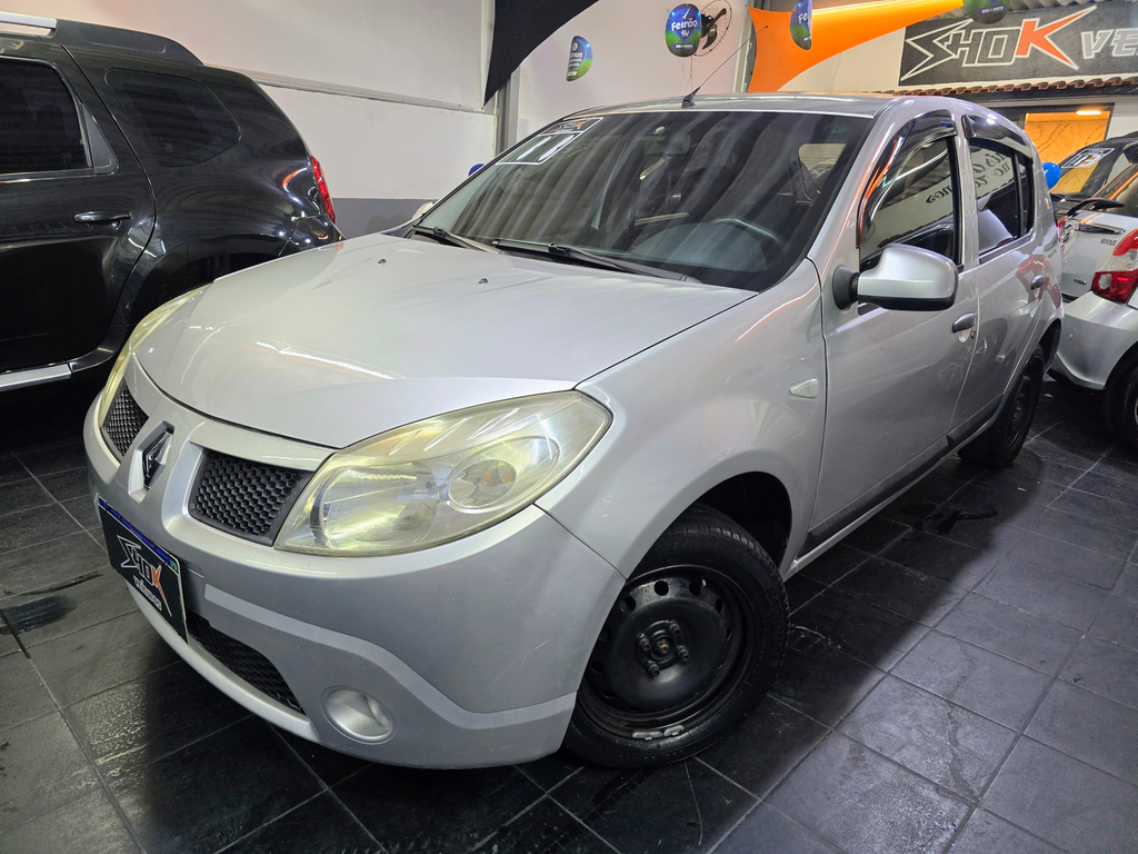 Renault Sandero Prata