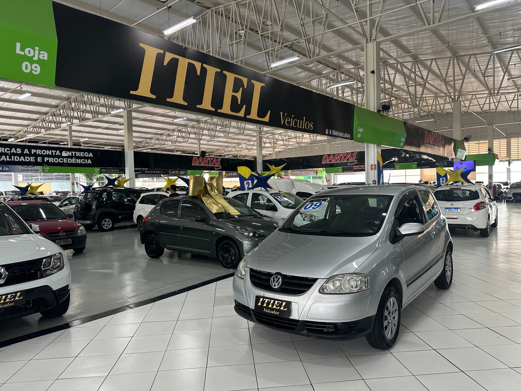 foto do veículo Volkswagen Fox  Plus 1.0 8V (Flex)