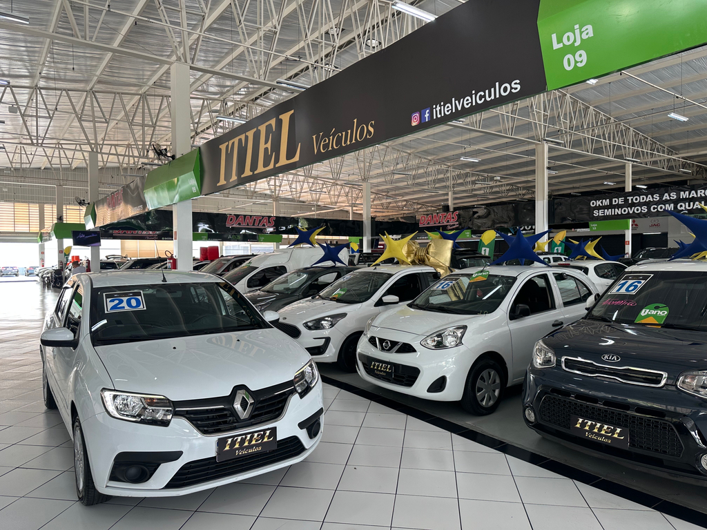 foto do veículo Renault Logan ZEN FLEX 1.6 16V 4P MEC.