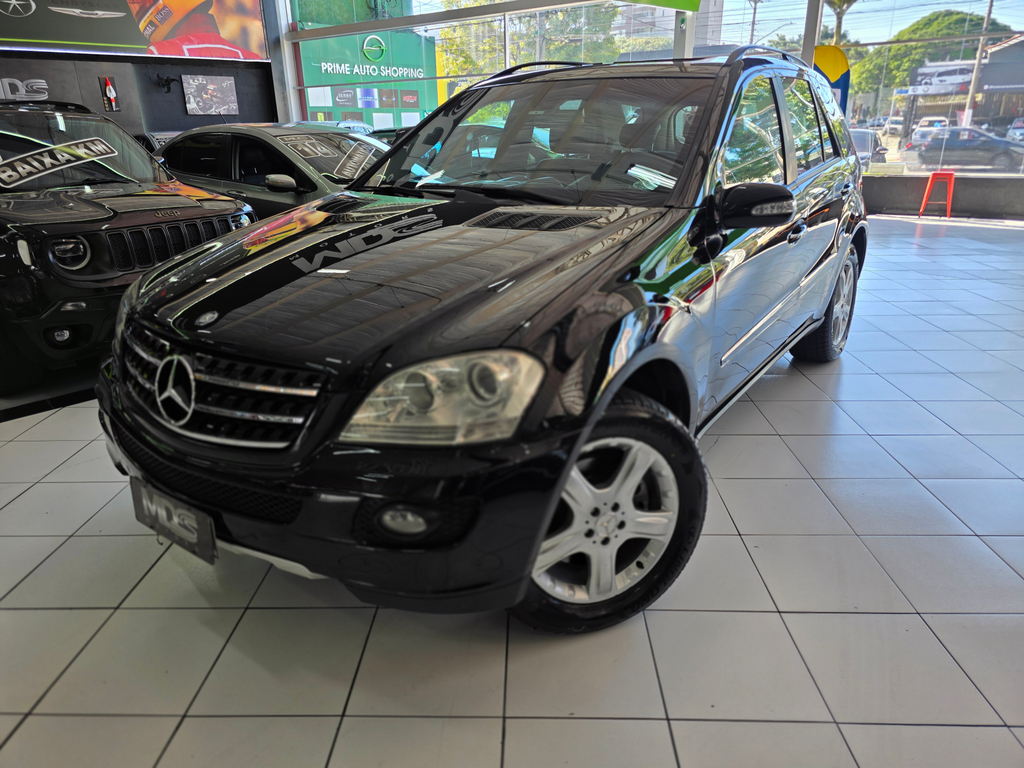 foto do veículo Mercedes Benz Classe ml ML 500 4x4 5.0 V8