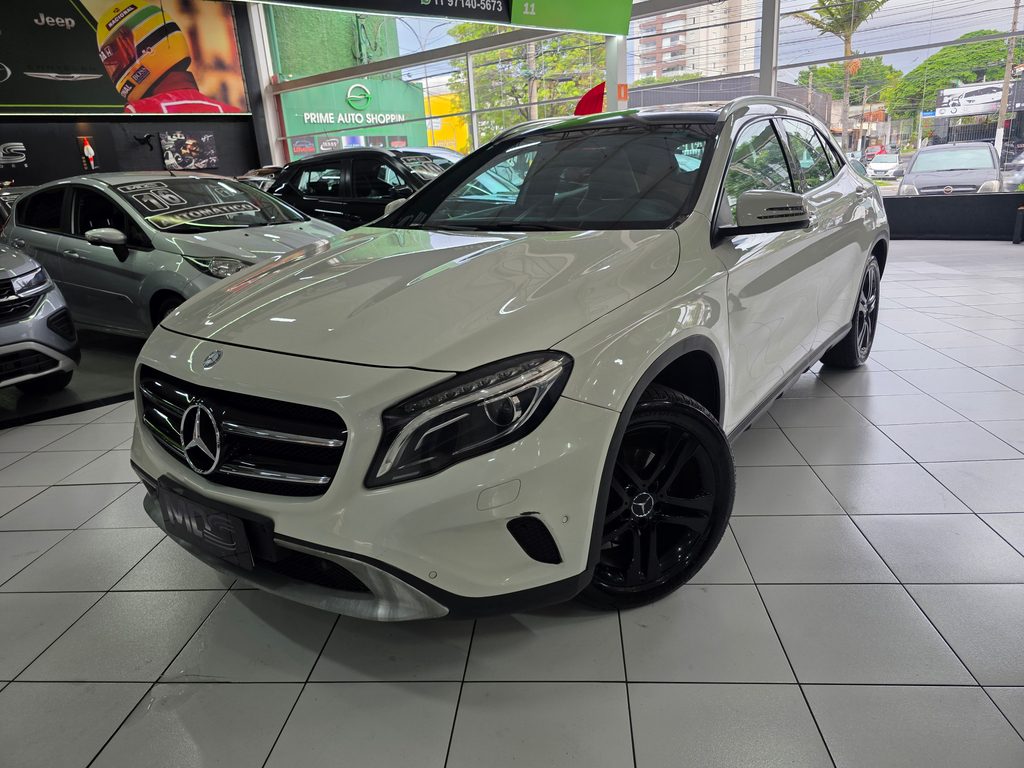 foto do veículo Mercedes Benz Gla-200 GLA 200 VIS. BLACK ED. 1.6 TB 16V AUT.