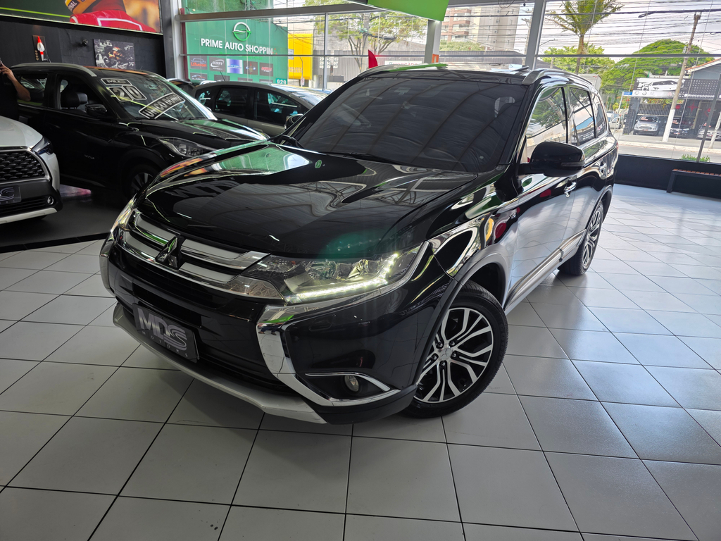 foto do veículo Mitsubishi Outlander  3.0 V6 GT4