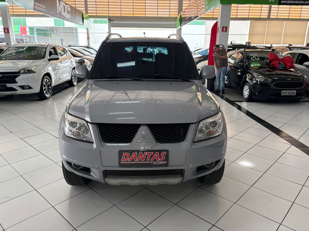 foto do veículo Mitsubishi Pajero TR4  2.0 16V (aut)