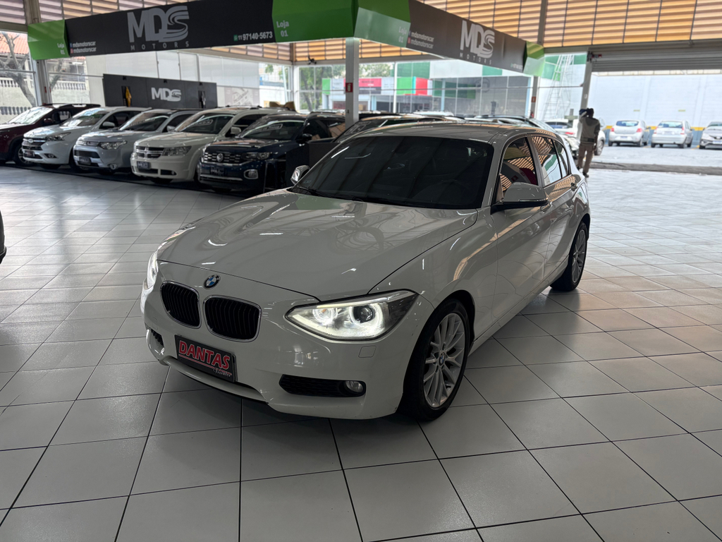 foto do veículo BMW 118i  1.6 SPORT GP 16V TURBO GASOLINA 4P AUTOMÁTICO