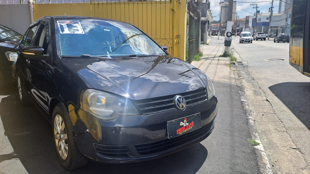Volkswagen Polo Sedan