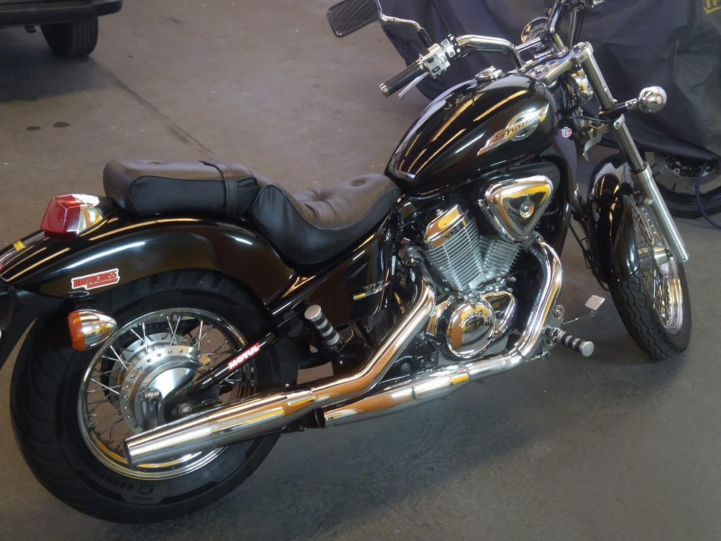 Honda VT 600  Preto