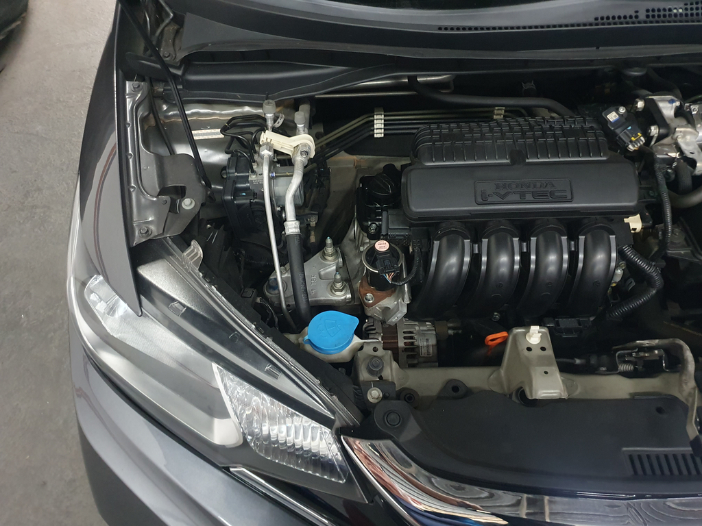 Honda Fit Cinza