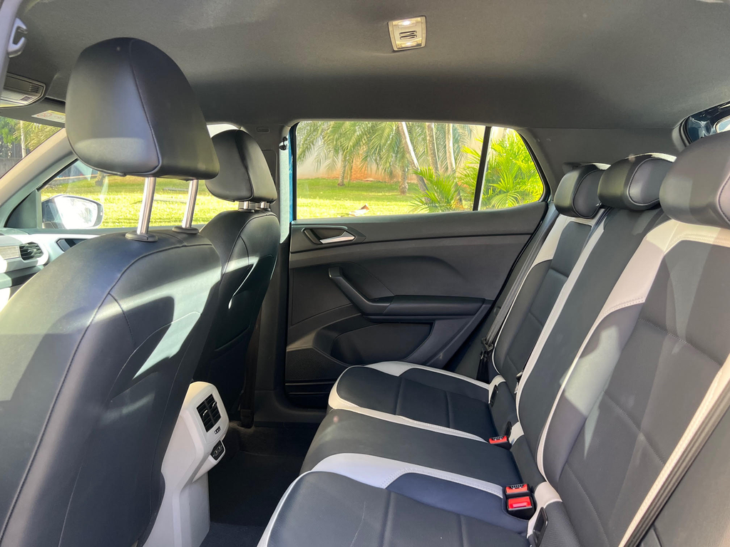 Volkswagen T-Cross Azul