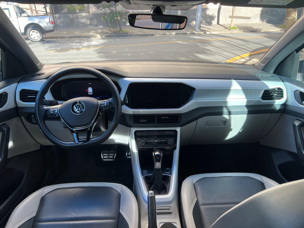 Volkswagen T-Cross Azul