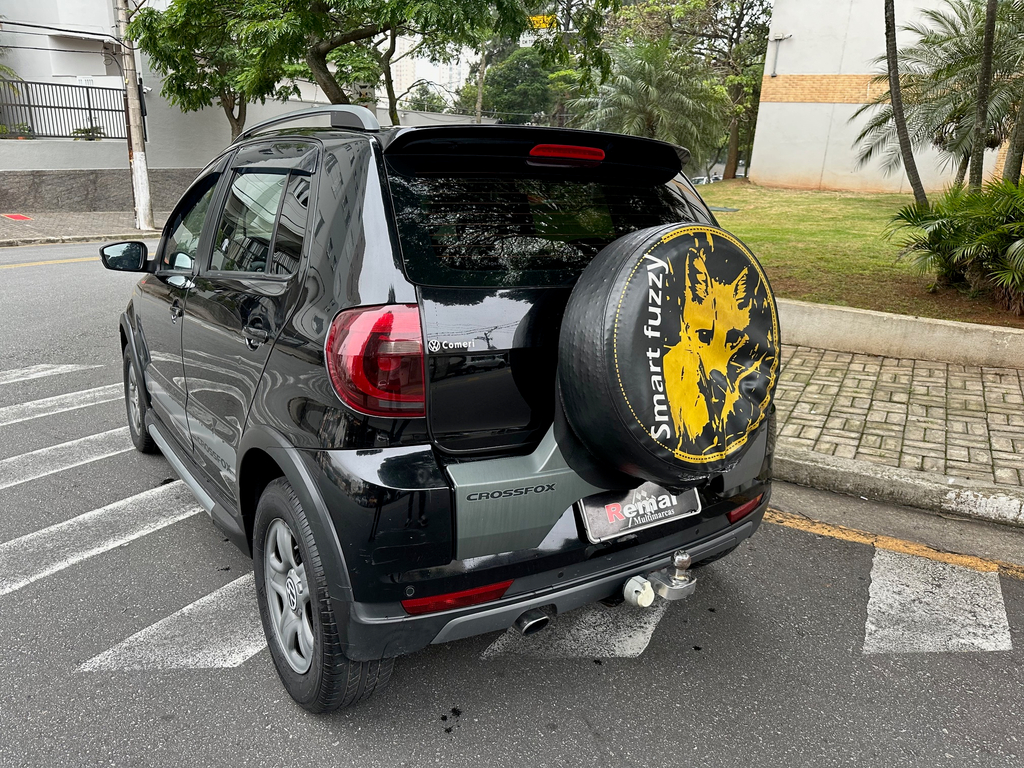 Volkswagen CrossFox Preto
