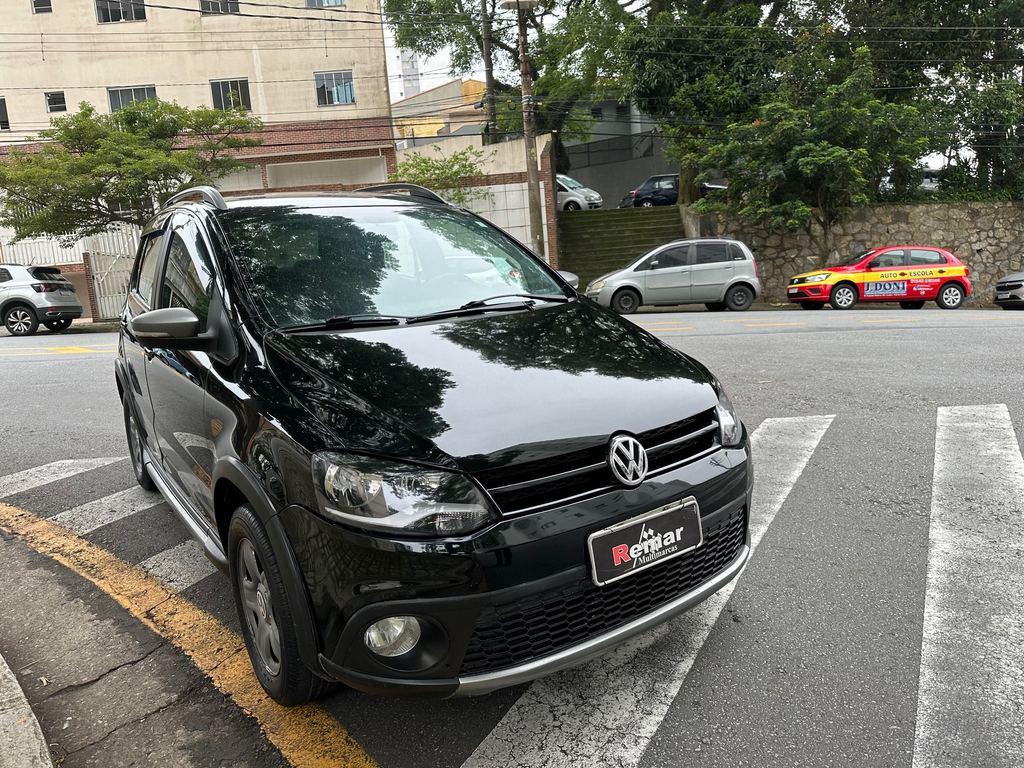Volkswagen CrossFox Preto