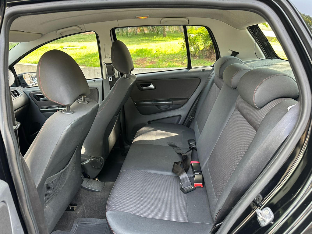 Volkswagen Fox Preto