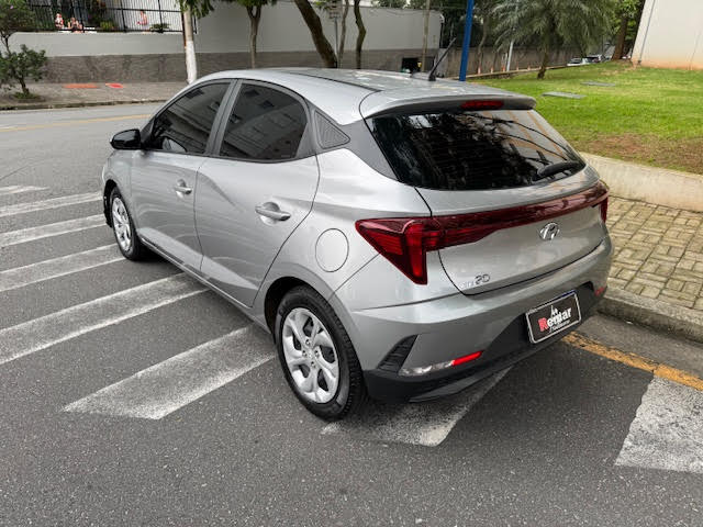 Hyundai HB20 Prata