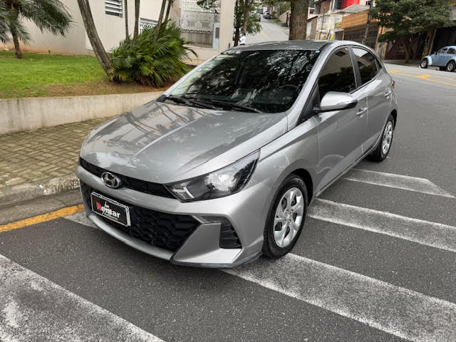 Hyundai HB20 Prata