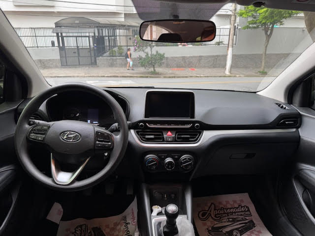 Hyundai HB20 Prata