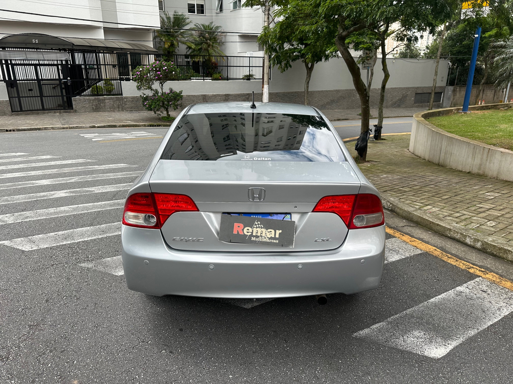 Honda Civic Prata