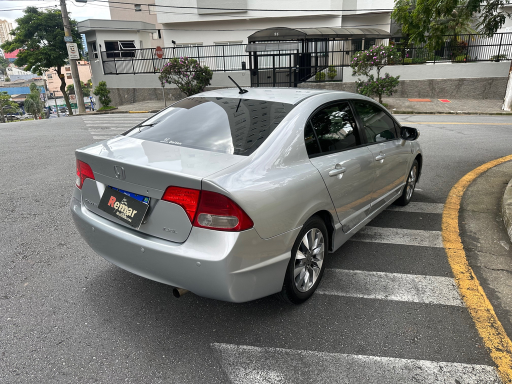 Honda Civic Prata