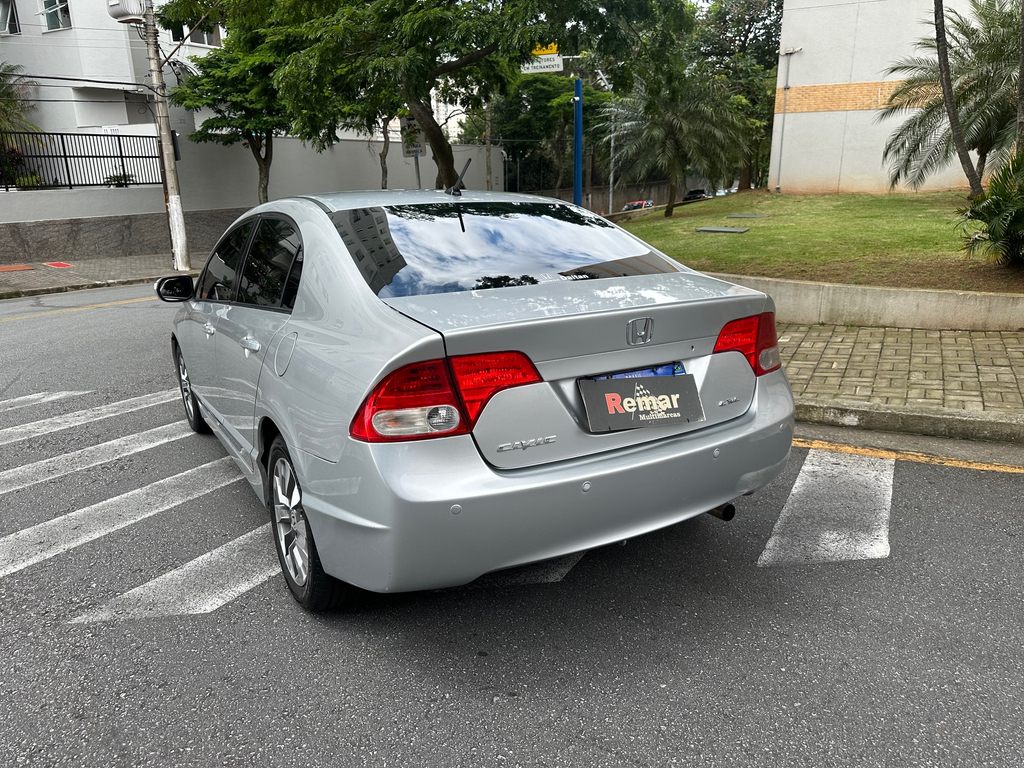 Honda Civic Prata