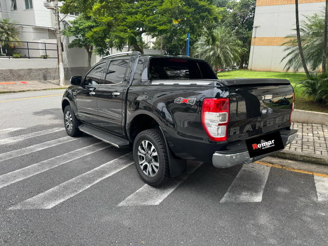 Ford Ranger (Cabine Dupla) Preto