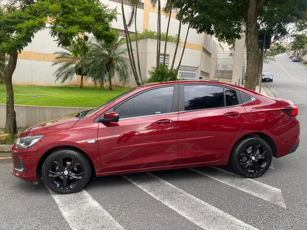 Chevrolet Onix Sedan Vermelho