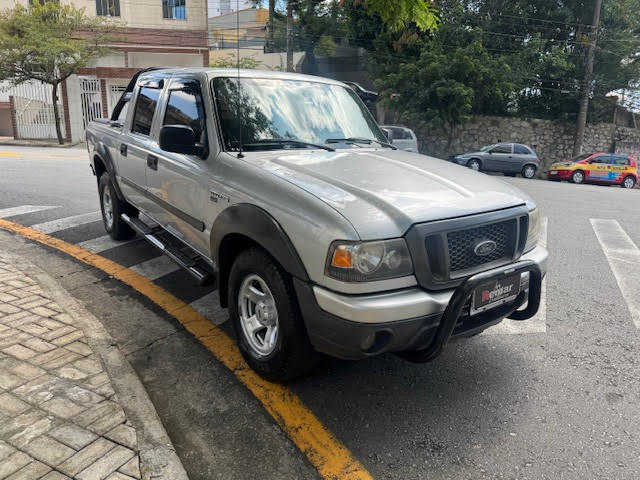 Ford Ranger (Cabine Dupla) Prata