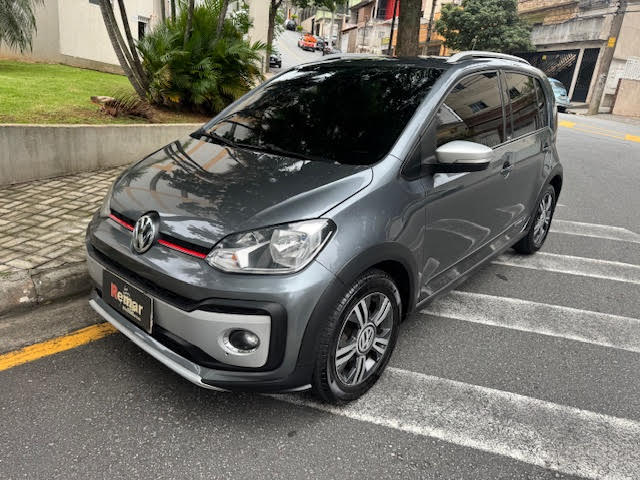 Volkswagen up! cross Cinza